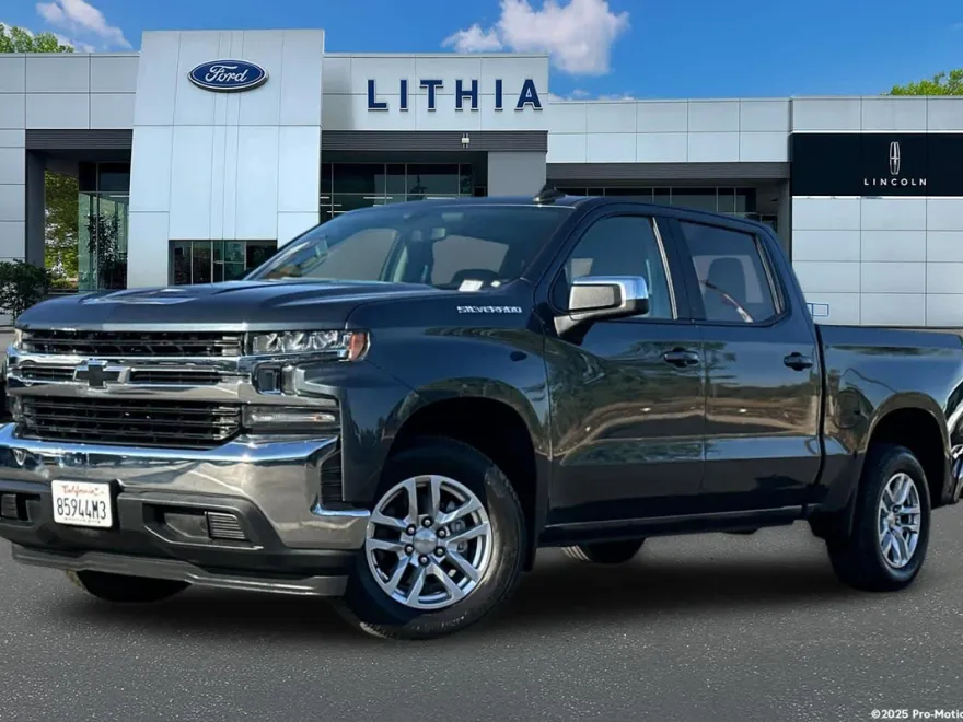 2020 Chevrolet Silverado 1500 LT photo 1