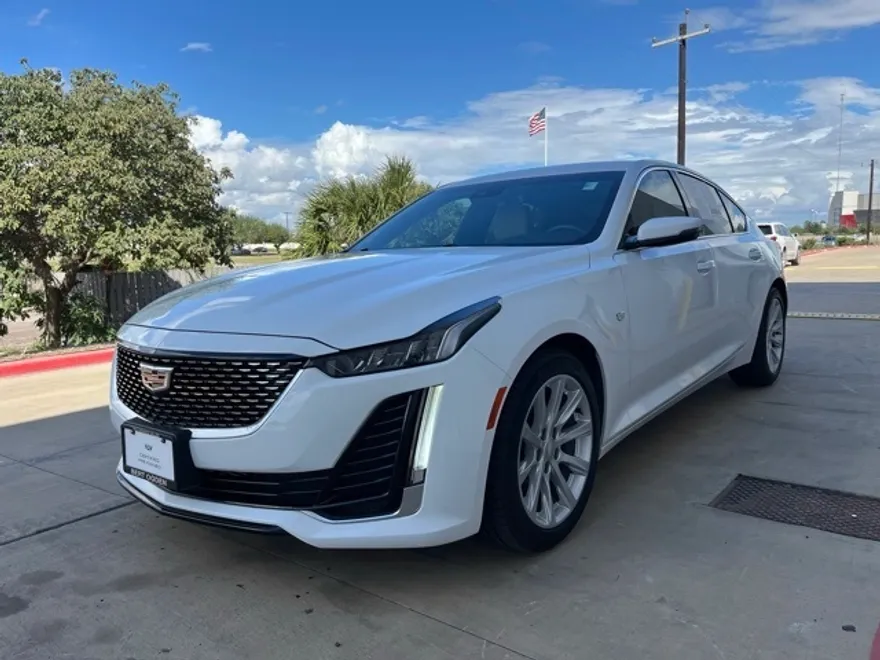 2024 Cadillac CT5 Luxury photo 1
