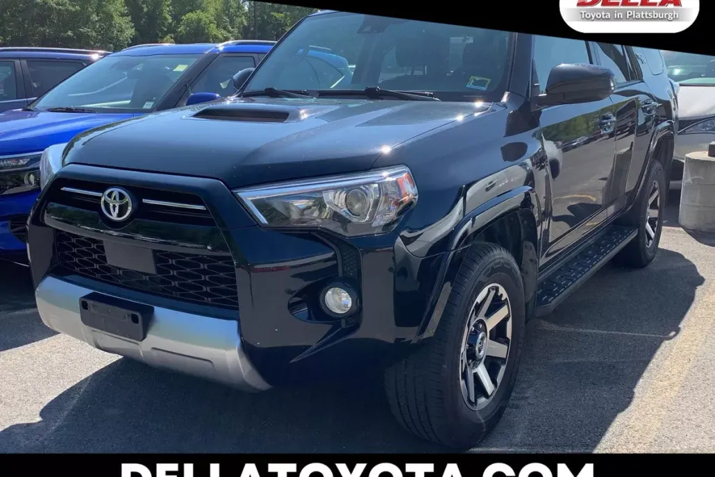 2020 Toyota 4Runner TRD photo 1