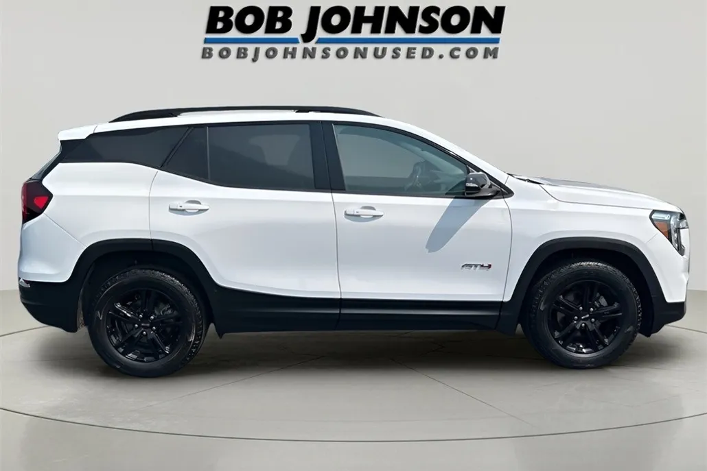 2022 Gmc Terrain AT4 photo 1