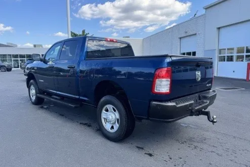 2022 Ram 2500 Tradesman photo 2