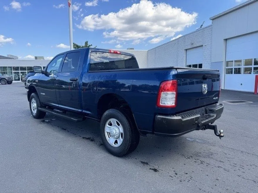2022 Ram 2500 Tradesman photo 2