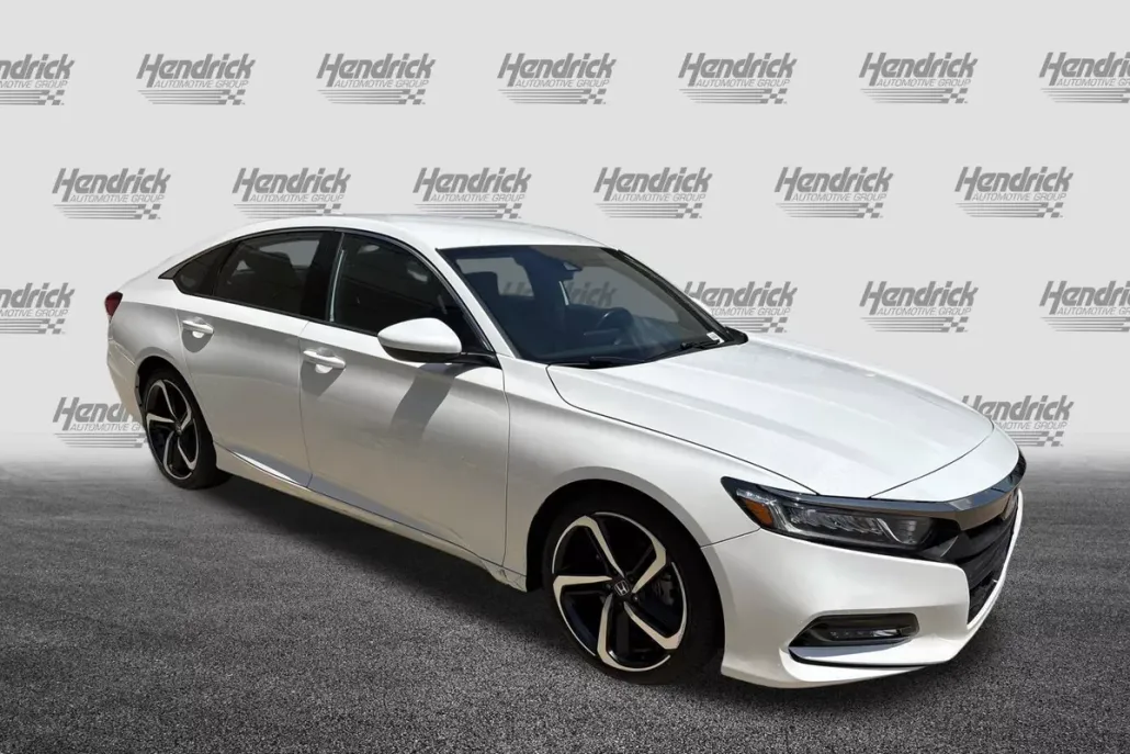 2020 Honda Accord Sport photo 1