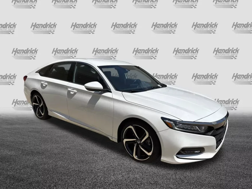2020 Honda Accord Sport photo 1