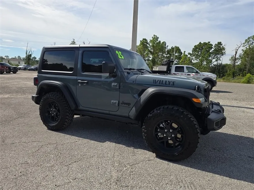 2025 Jeep Wrangler Willys photo 1