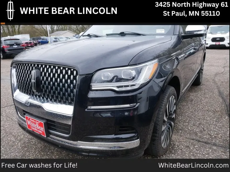 2022 Lincoln Navigator Black Label photo 1