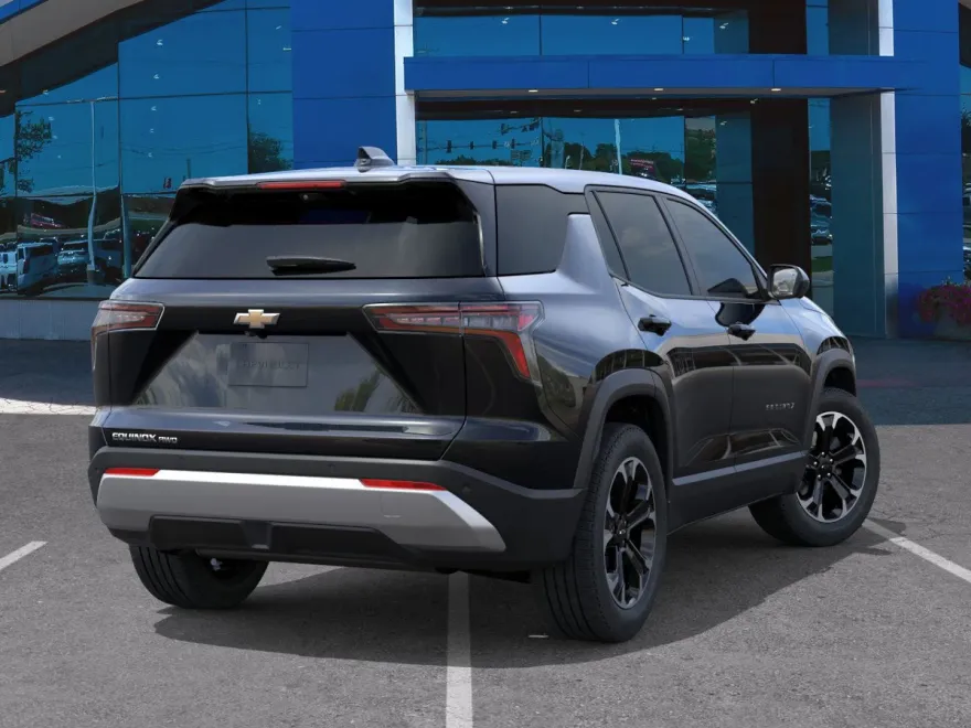 2026 Chevrolet Equinox LT photo 1