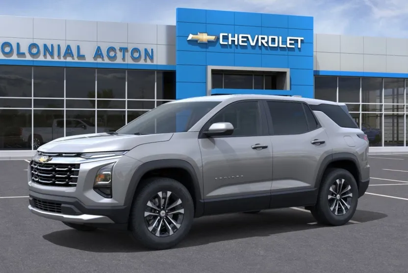 2026 Chevrolet Equinox LT photo 1