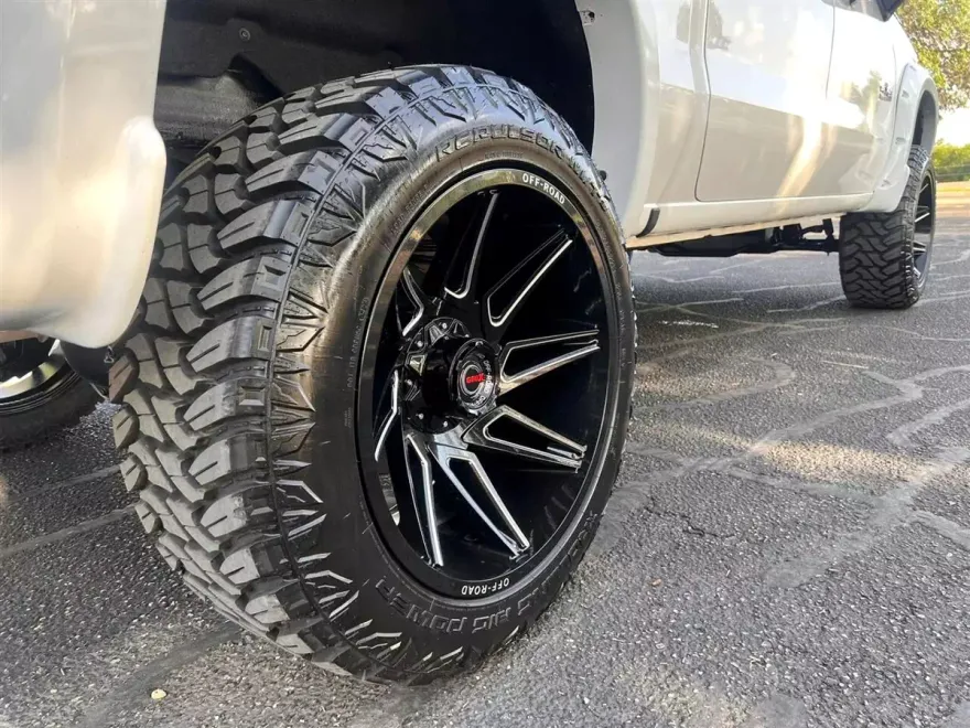 2020 Chevrolet Silverado 1500 RST photo 1