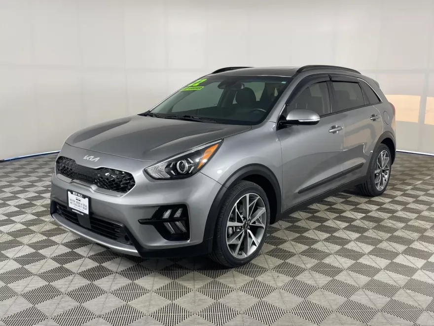 2022 Kia Niro Touring Special Edition photo 1
