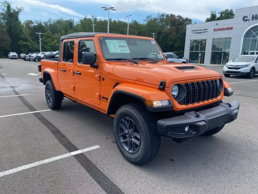2025 Jeep Gladiator Sport photo 1