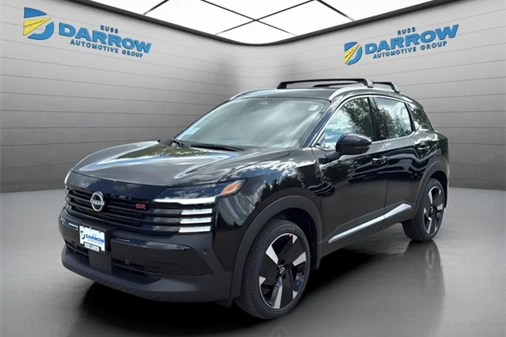 2026 Nissan Kicks SR photo 1