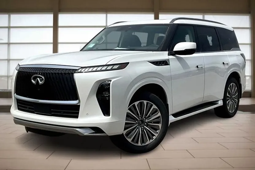 2026 Infiniti QX80 Luxe photo 1