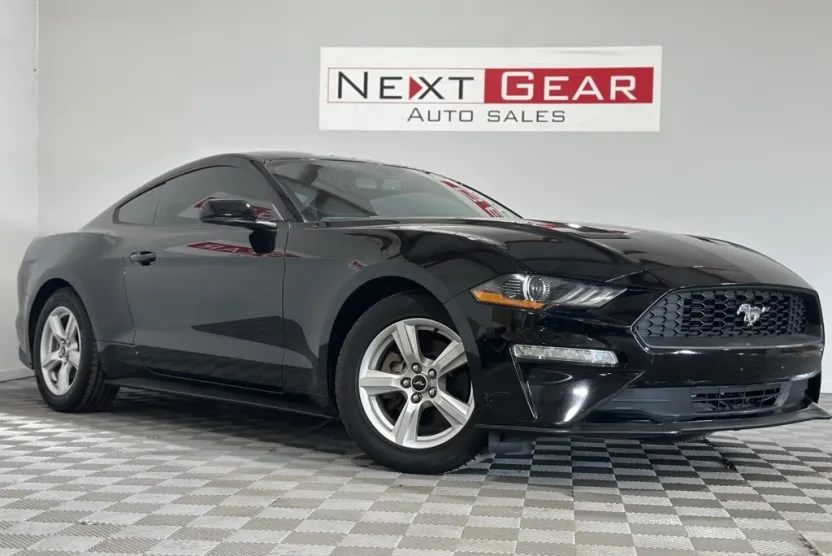 2018 Ford Mustang EcoBoost photo 1