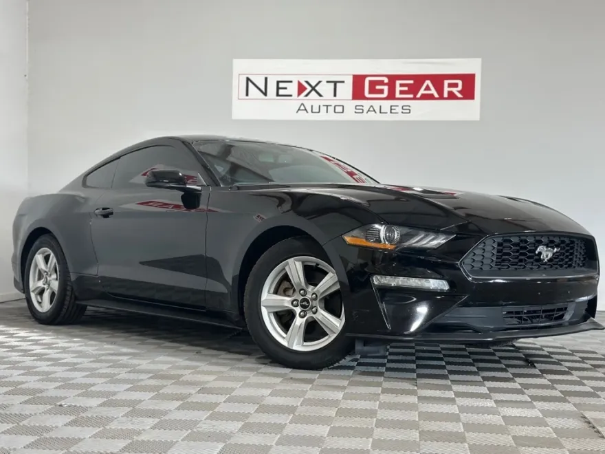 2018 Ford Mustang EcoBoost photo 1
