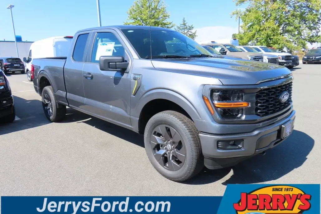 2025 Ford F-150 STX photo 1