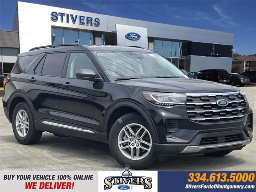 2025 Ford Explorer photo 1