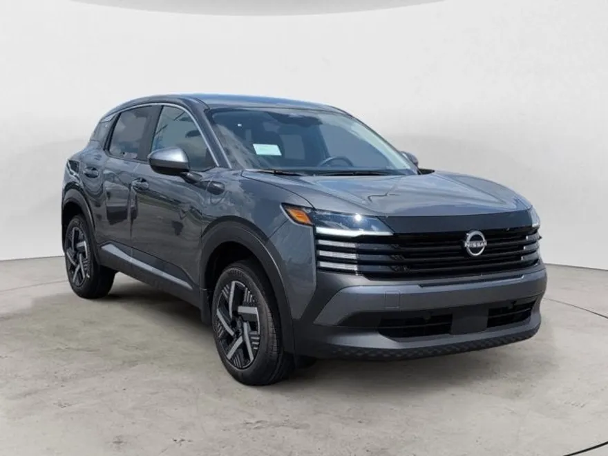 2025 Nissan Kicks SV photo 1