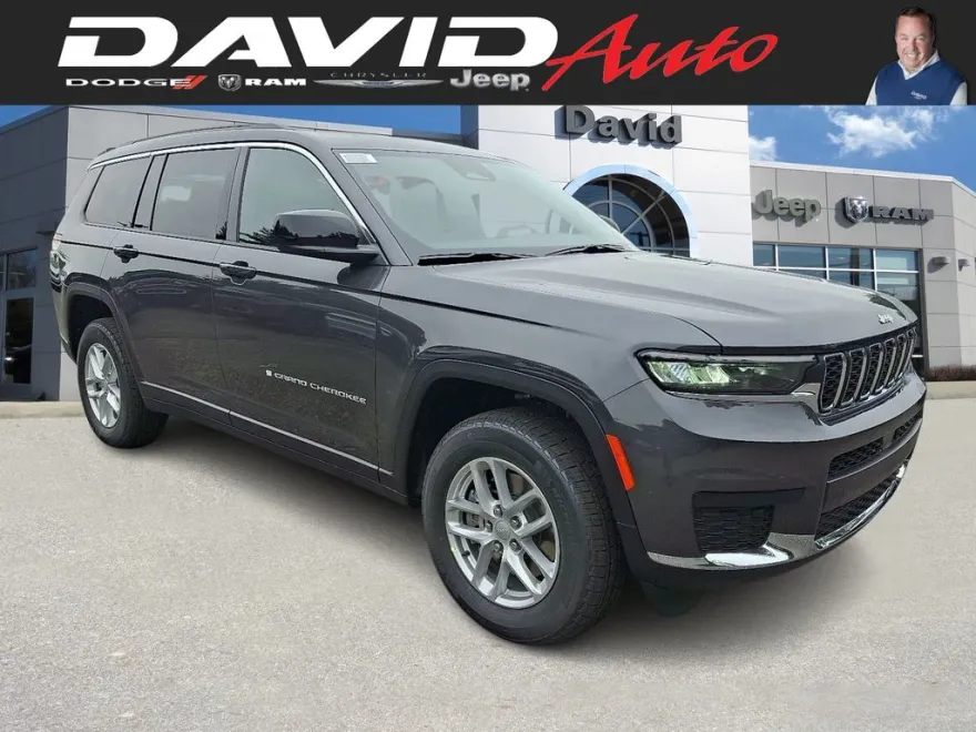 2025 Jeep Grand Cherokee Laredo X photo 1
