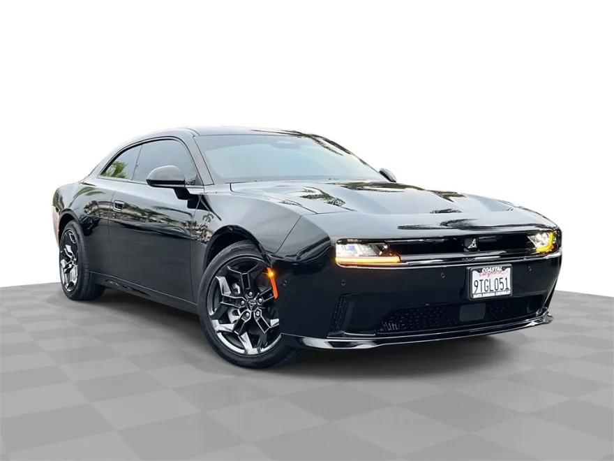 2025 Dodge Charger R/T photo 1