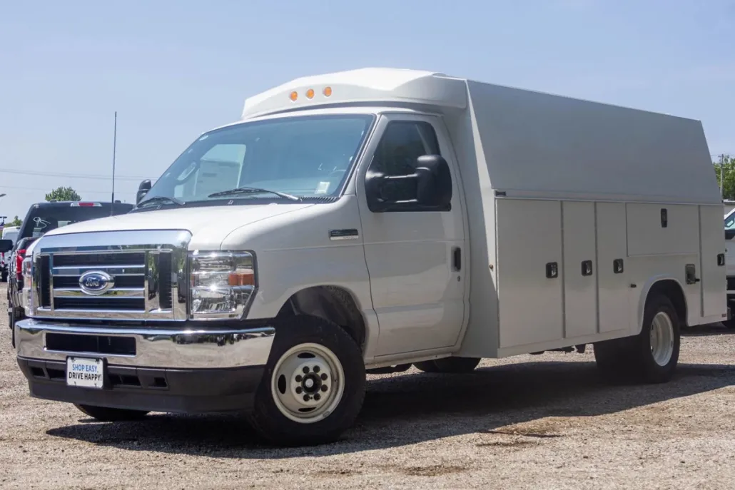2024 Ford E-350 photo 1