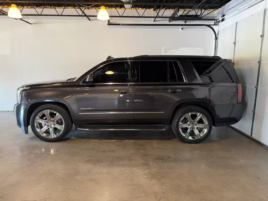2017 Gmc Yukon Denali photo 1