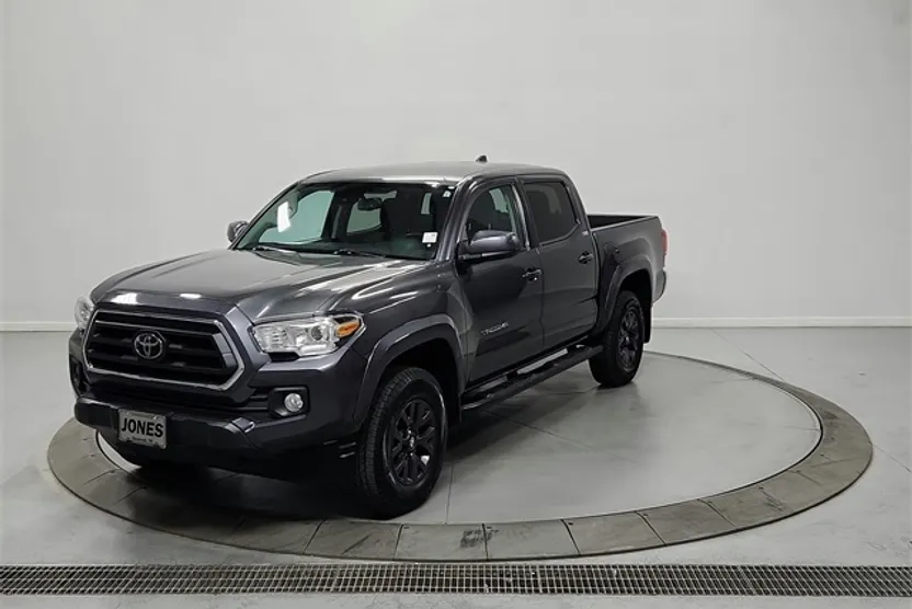 2020 Toyota Tacoma SR5 photo 1