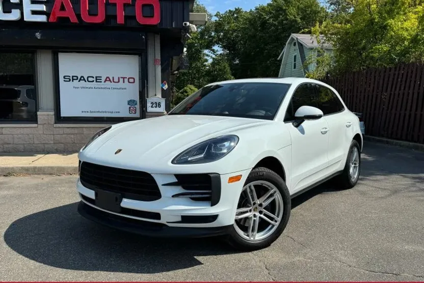 2019 Porsche Macan photo 1