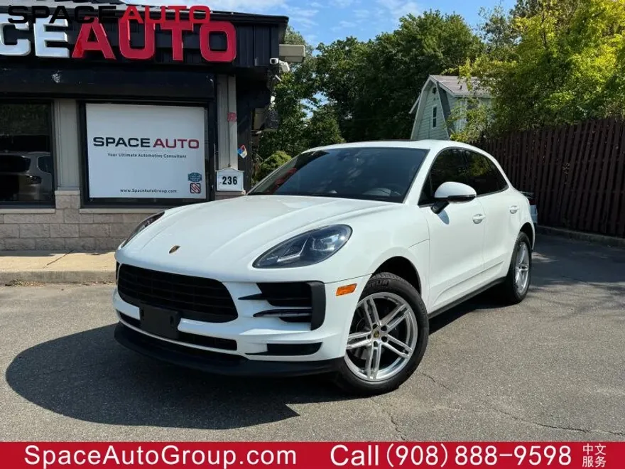 2019 Porsche Macan photo 1