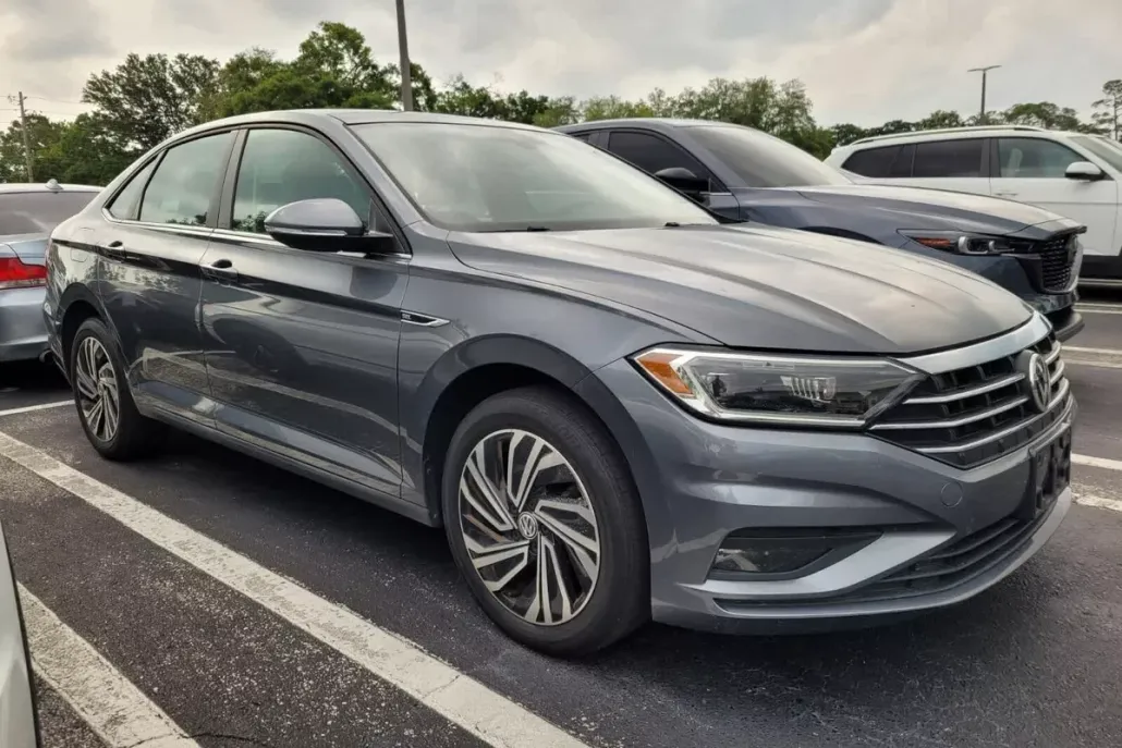 2021 Volkswagen Jetta SEL Premium photo 1