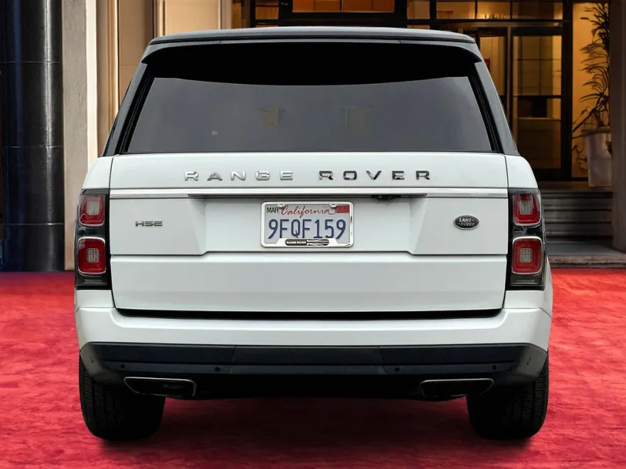 2019 Land Rover Range Rover HSE photo 1