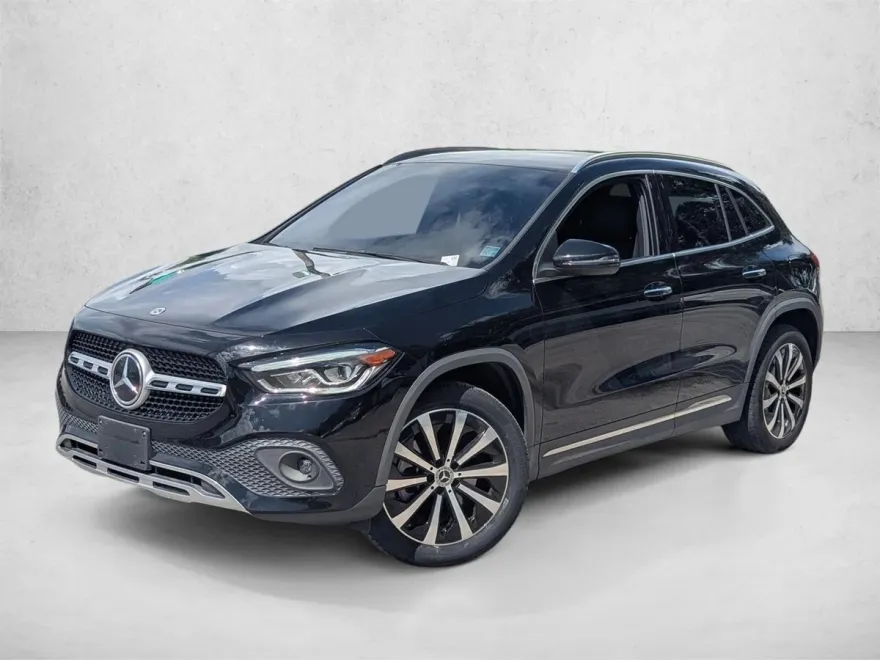 2022 Mercedes Benz GLA 250 4MATIC photo 1
