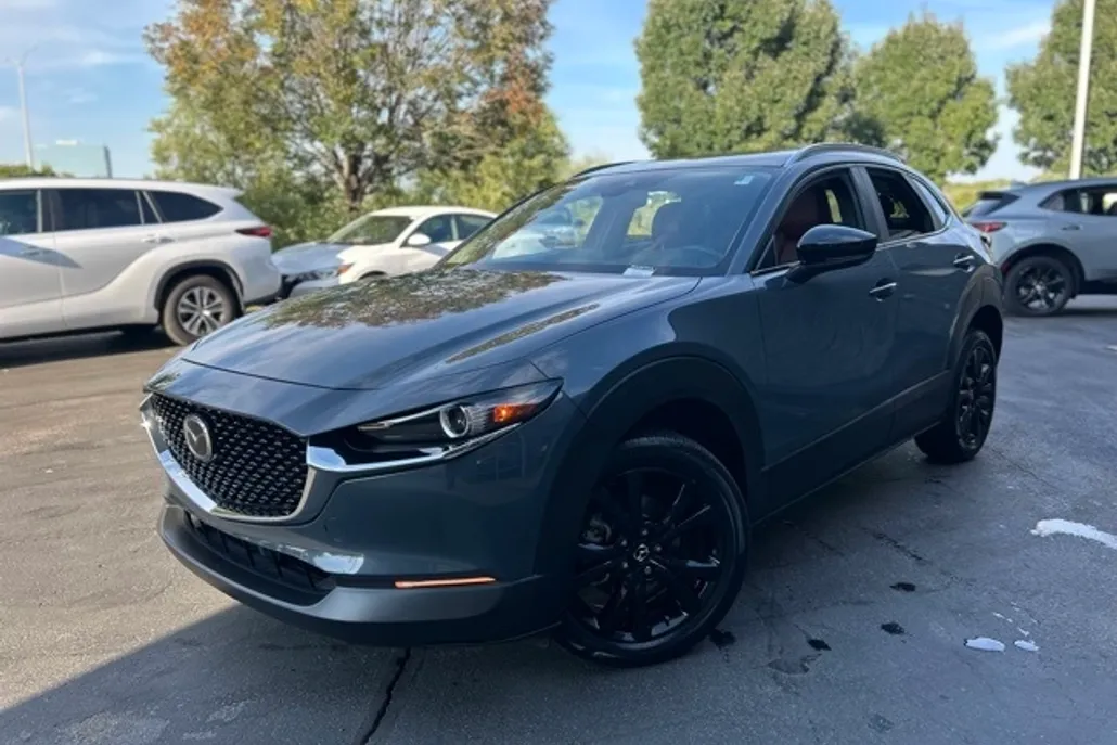 2022 Mazda CX-30 2.5 S Carbon photo 1