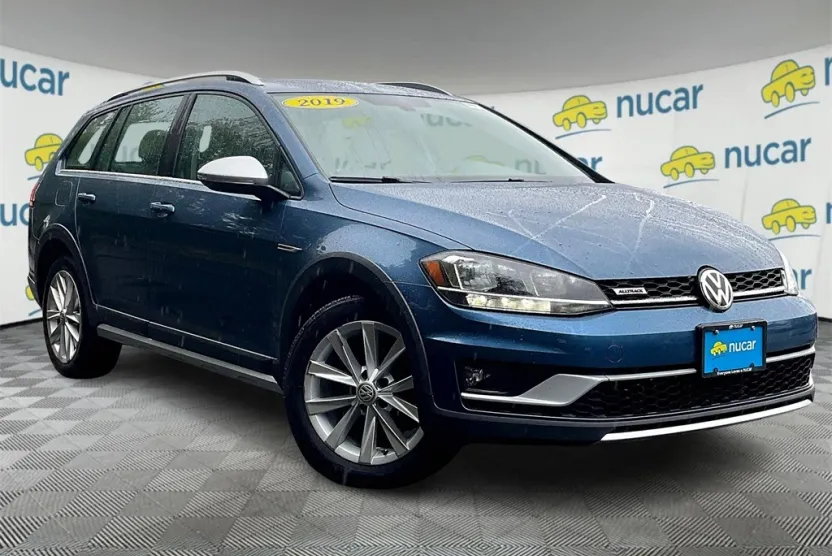 2019 Volkswagen Golf Alltrack TSI S photo 1