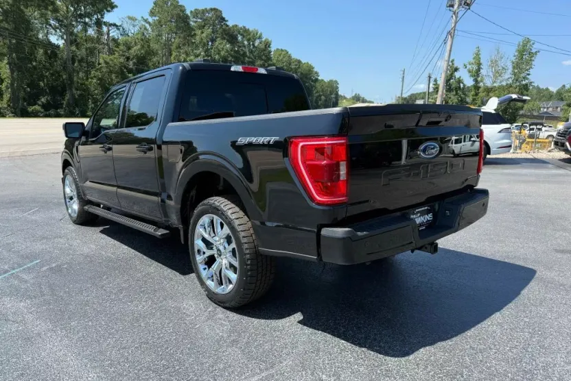 2023 Ford F-150 photo 1