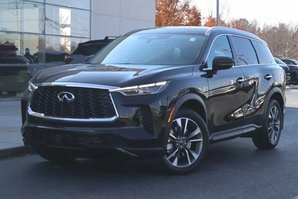 2025 Infiniti QX60 Luxe photo 1