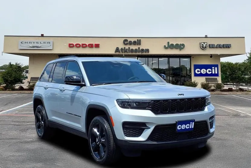 2025 Jeep Grand Cherokee Altitude photo 1