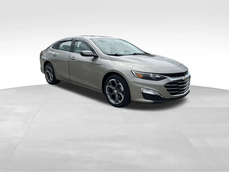 2022 Chevrolet Malibu 1LT photo 1
