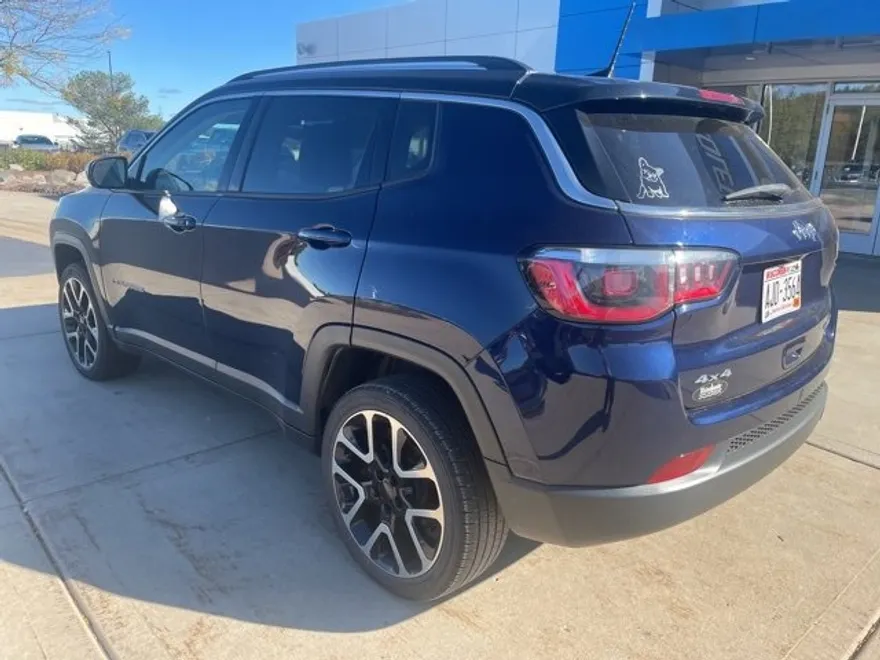 2017 Jeep Compass Limited photo 1