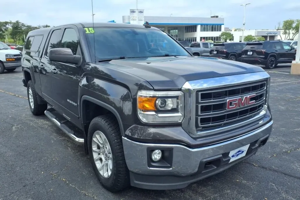 2015 Gmc Sierra 1500 SLE photo 1
