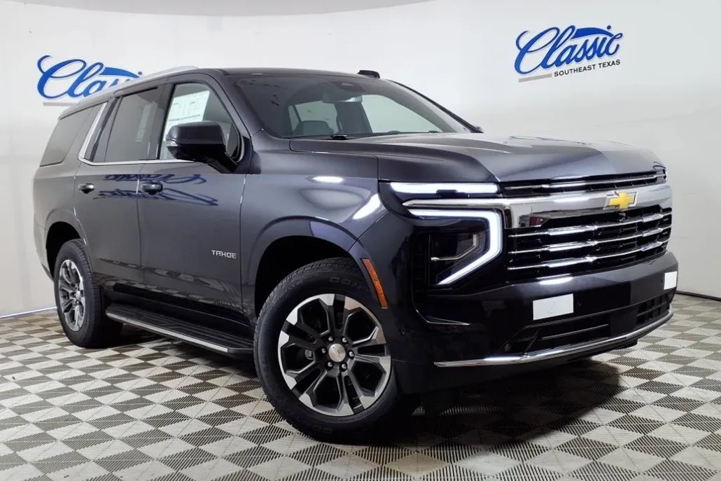 2025 Chevrolet Tahoe LT photo 1