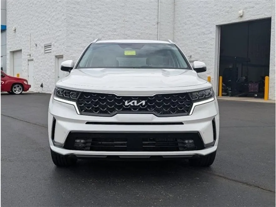 2022 Kia Sorento Plug-In Hybrid SX photo 1