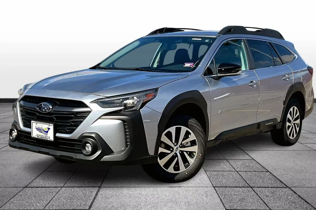 2025 Subaru Outback Premium photo 1