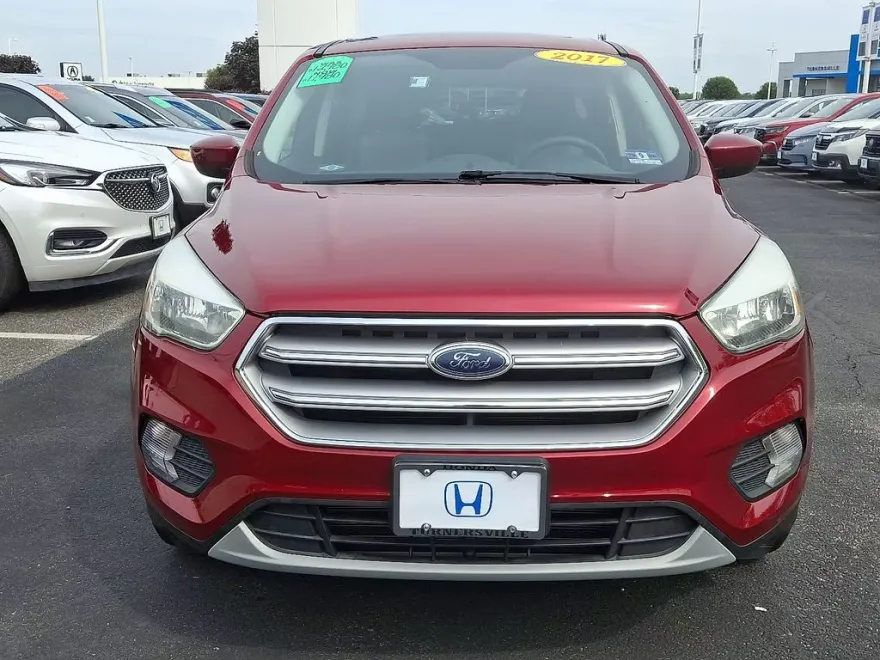 2017 Ford Escape SE photo 1