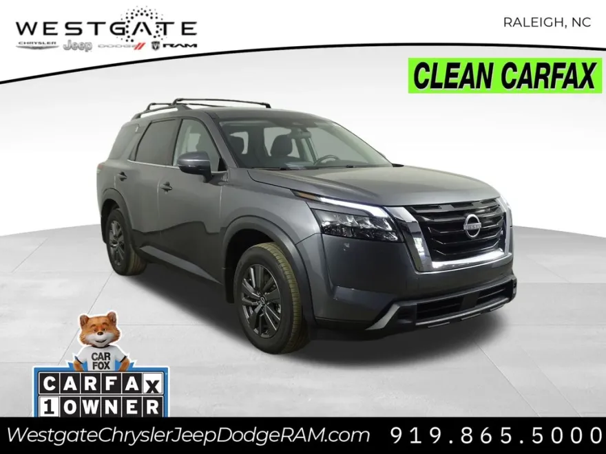 2024 Nissan Pathfinder SV photo 1