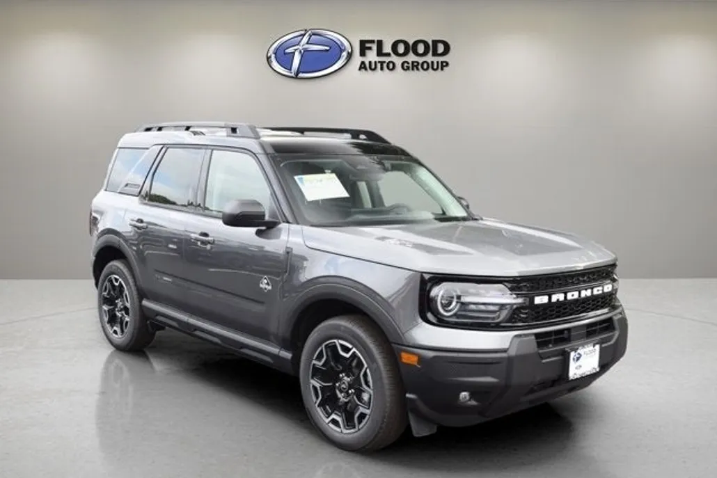 2025 Ford Bronco Sport Outer Banks photo 1