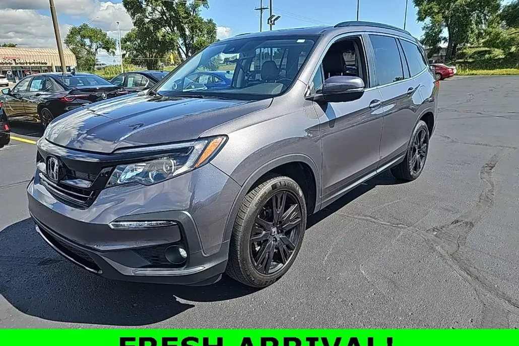 2022 Honda Pilot Special Edition photo 1