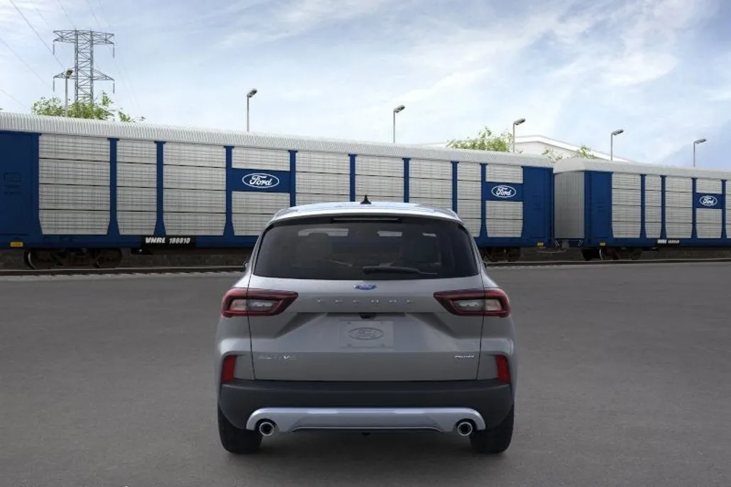 2026 Ford Escape Active photo 1