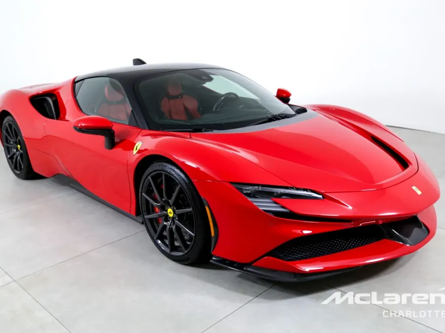 2021 Ferrari SF90 Stradale photo 3