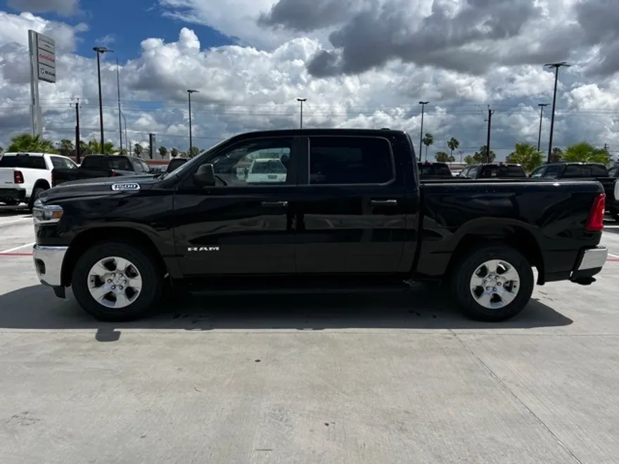2025 Ram 1500 Tradesman photo 1